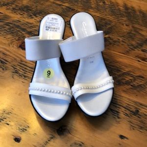 White 2 strap pearl embellished wedge sandal